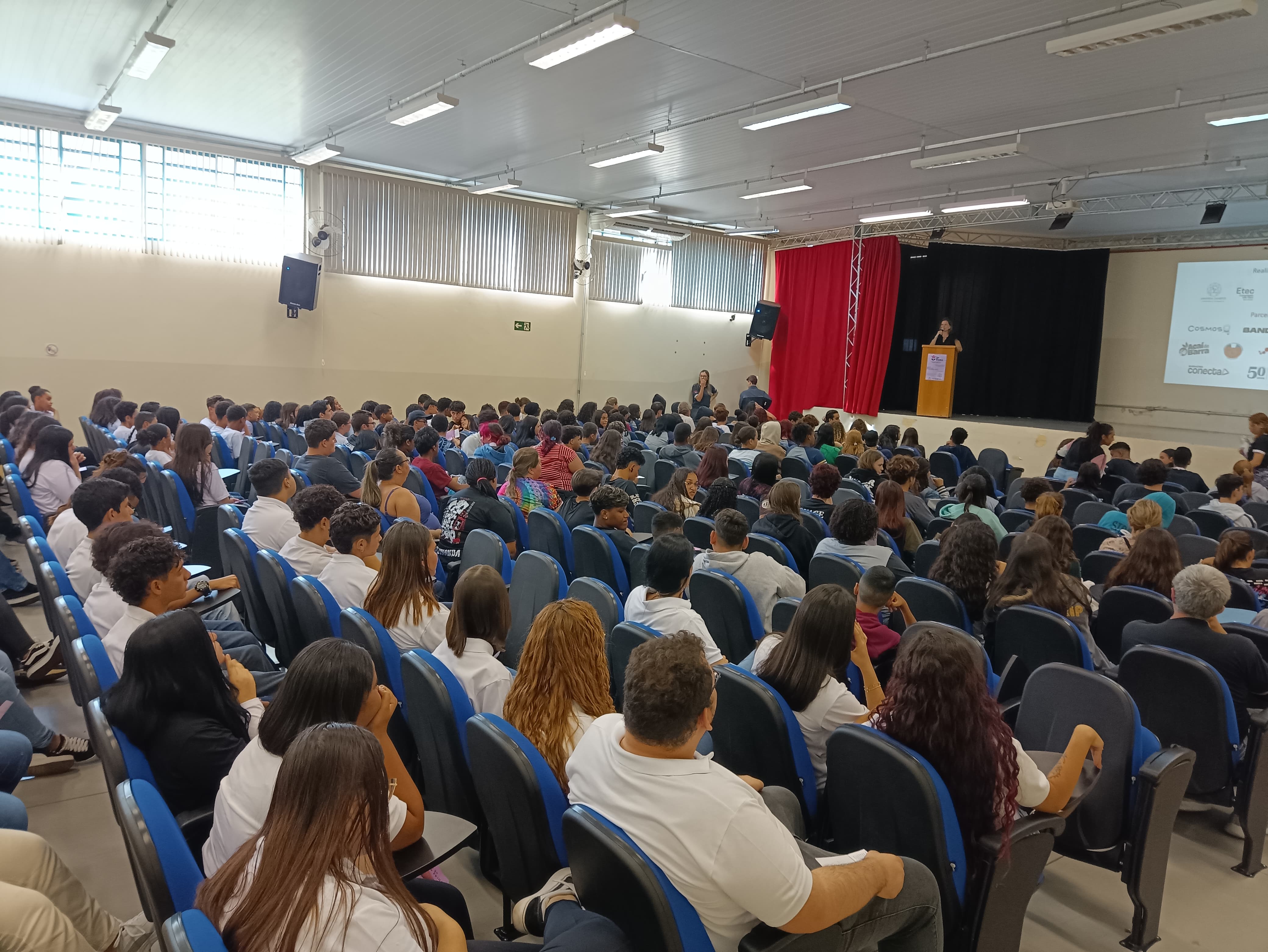 Momentos do Barracred Conecta